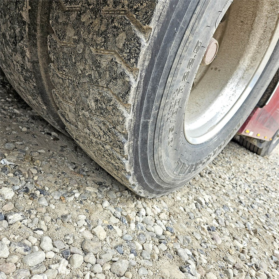 Tractor Scania R560: foto 44 Tractor Scania R560: foto 44