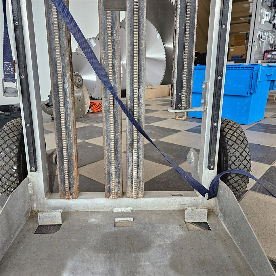 Máquina de asfalto Tyrolit Wall Saw WSE811: foto 23