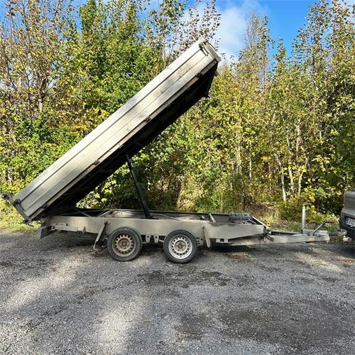 VA 3519 TB - Reboque para carros: foto 1 VA 3519 TB - Reboque para carros: foto 1