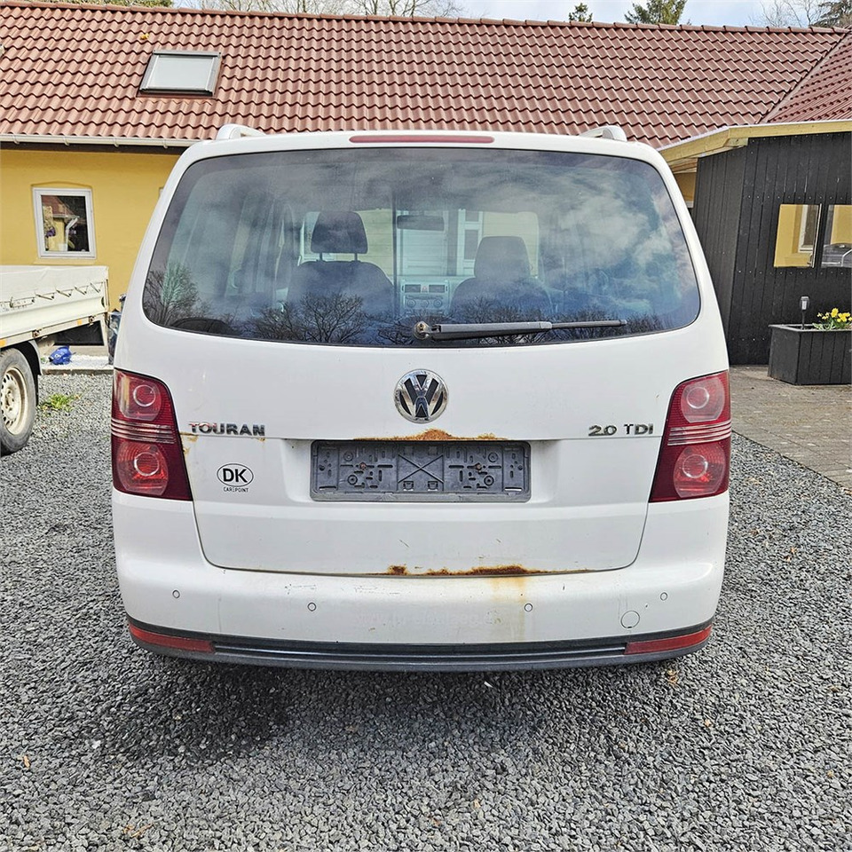 VW Touran Van 2,0 tdi automatisk - Automóvel: foto 4 VW Touran Van 2,0 tdi automatisk - Automóvel: foto 4
