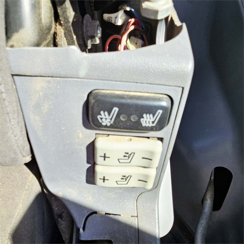 Trator Valtra s394: foto 19