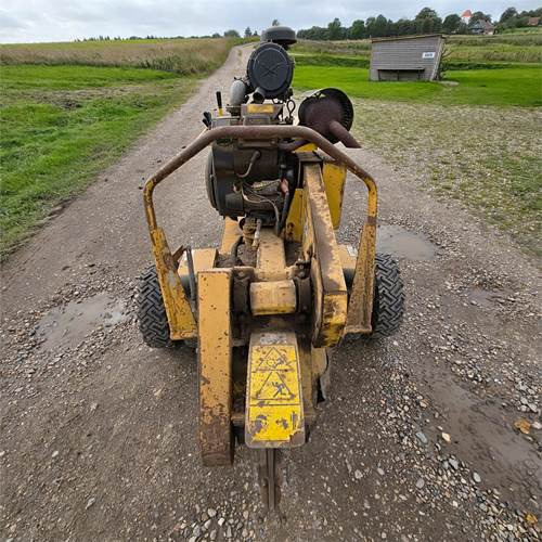 Vermeer SC252 - Triturador de tocos: foto 4 Vermeer SC252 - Triturador de tocos: foto 4