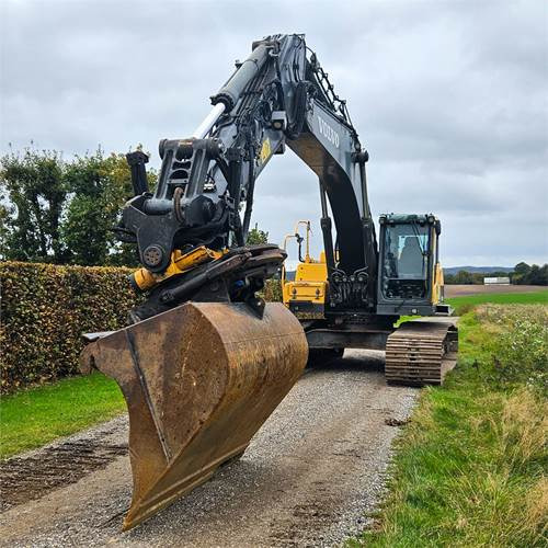 Volvo EC300 DL - Escavadora de rastos: foto 5 Volvo EC300 DL - Escavadora de rastos: foto 5