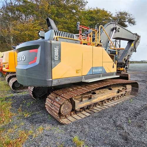 Escavadora de rastos Volvo EC300 EL: foto 8