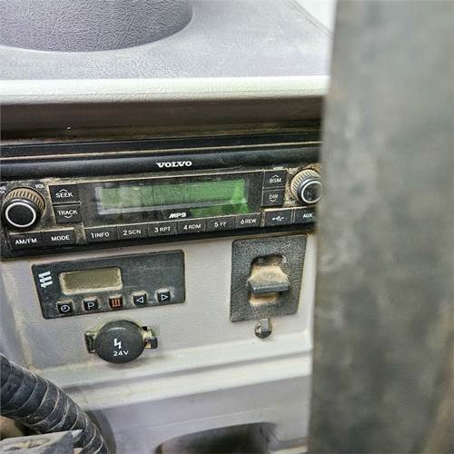 Escavadora de rastos Volvo EC300 EL: foto 23