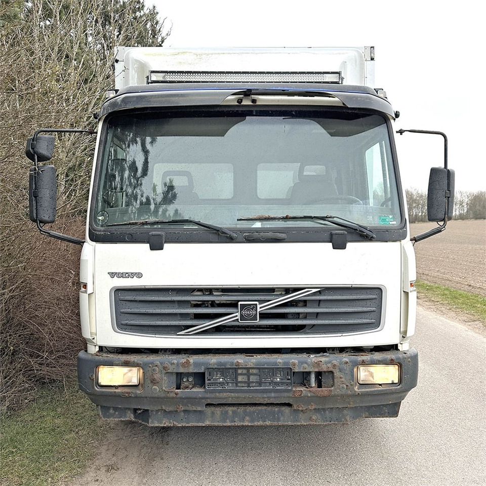 Volvo F180 FL 9L - Camião furgão: foto 3 Volvo F180 FL 9L - Camião furgão: foto 3