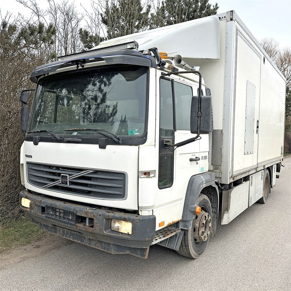 Volvo F180 FL 9L - Camião furgão: foto 2 Volvo F180 FL 9L - Camião furgão: foto 2