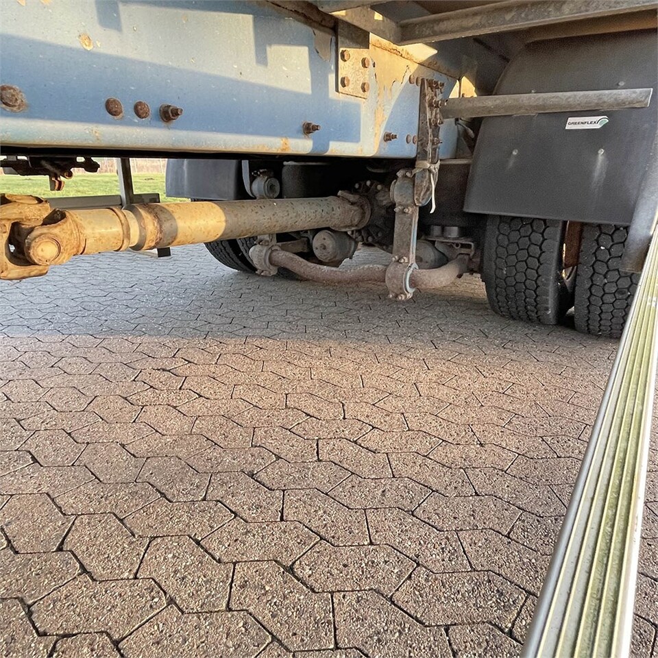 Camião furgão Volvo FM12: foto 45