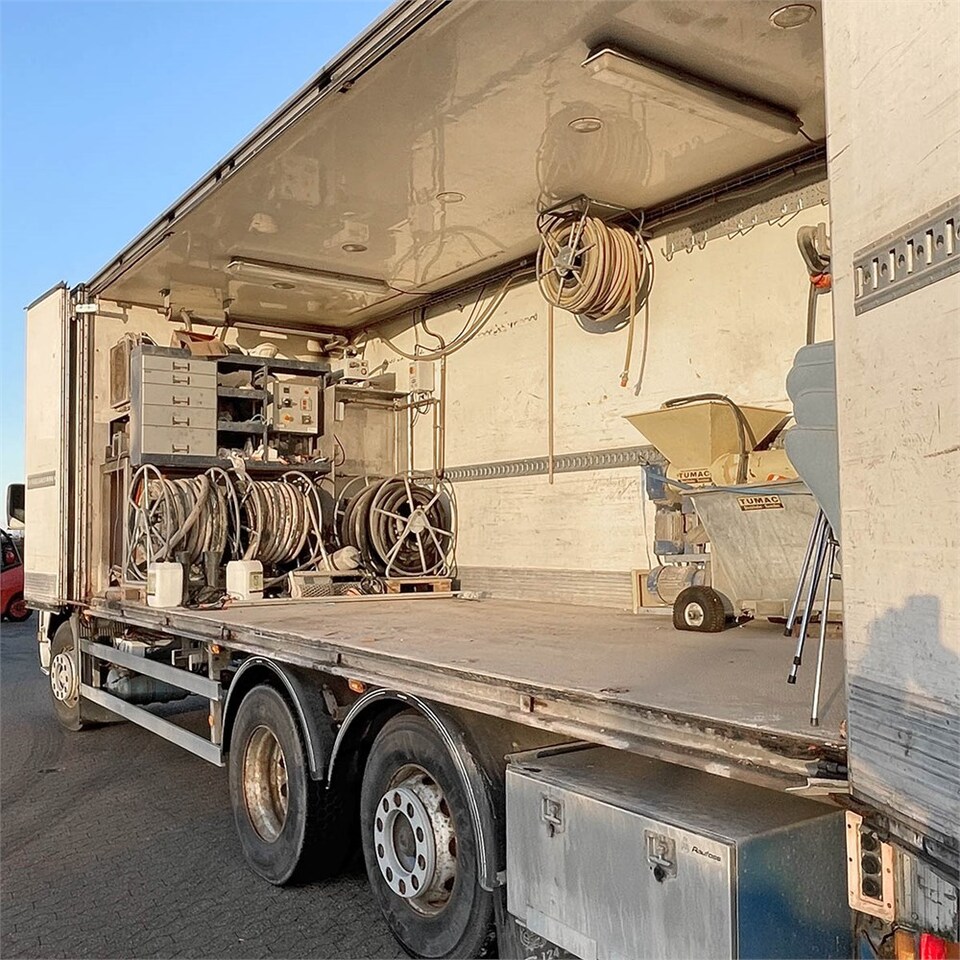 Camião furgão Volvo FM12: foto 24