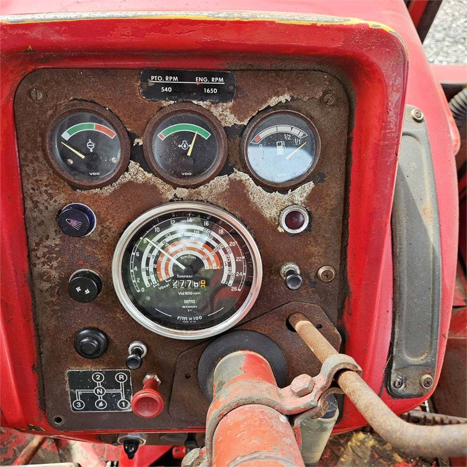 Trator Volvo T800 B: foto 13
