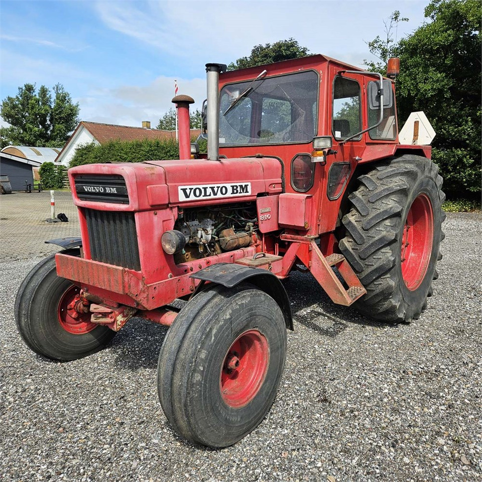 Volvo T810A - Trator: foto 1 Volvo T810A - Trator: foto 1