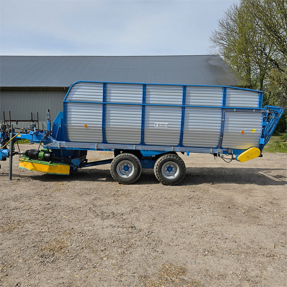 Zamet T635/3 - Máquina para produção de feno: foto 3 Zamet T635/3 - Máquina para produção de feno: foto 3