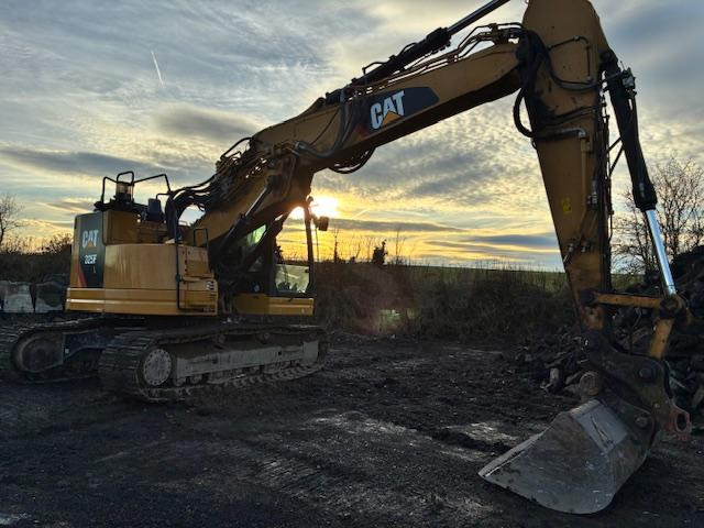 Caterpillar 325 FLCR - Escavadora de rastos: foto 4 Caterpillar 325 FLCR - Escavadora de rastos: foto 4