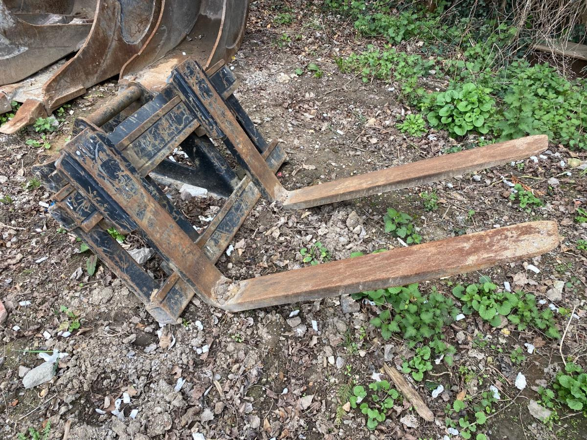 ENGCON TABLIER FOURCHE S 60 - Garfos: foto 2 ENGCON TABLIER FOURCHE S 60 - Garfos: foto 2