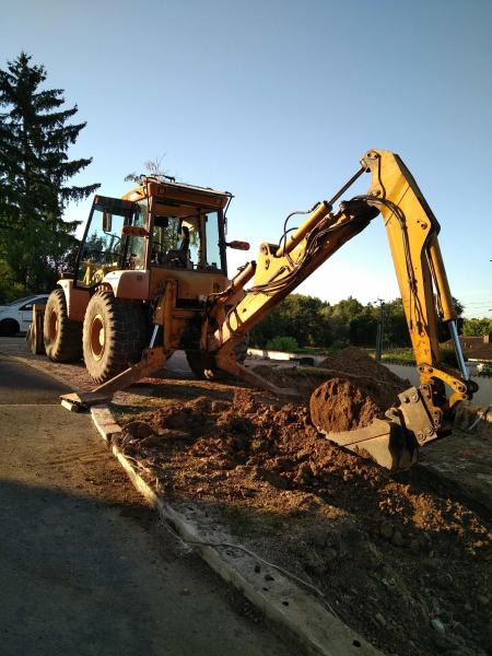Retroescavadeira Hydrema 928 C: foto 6
