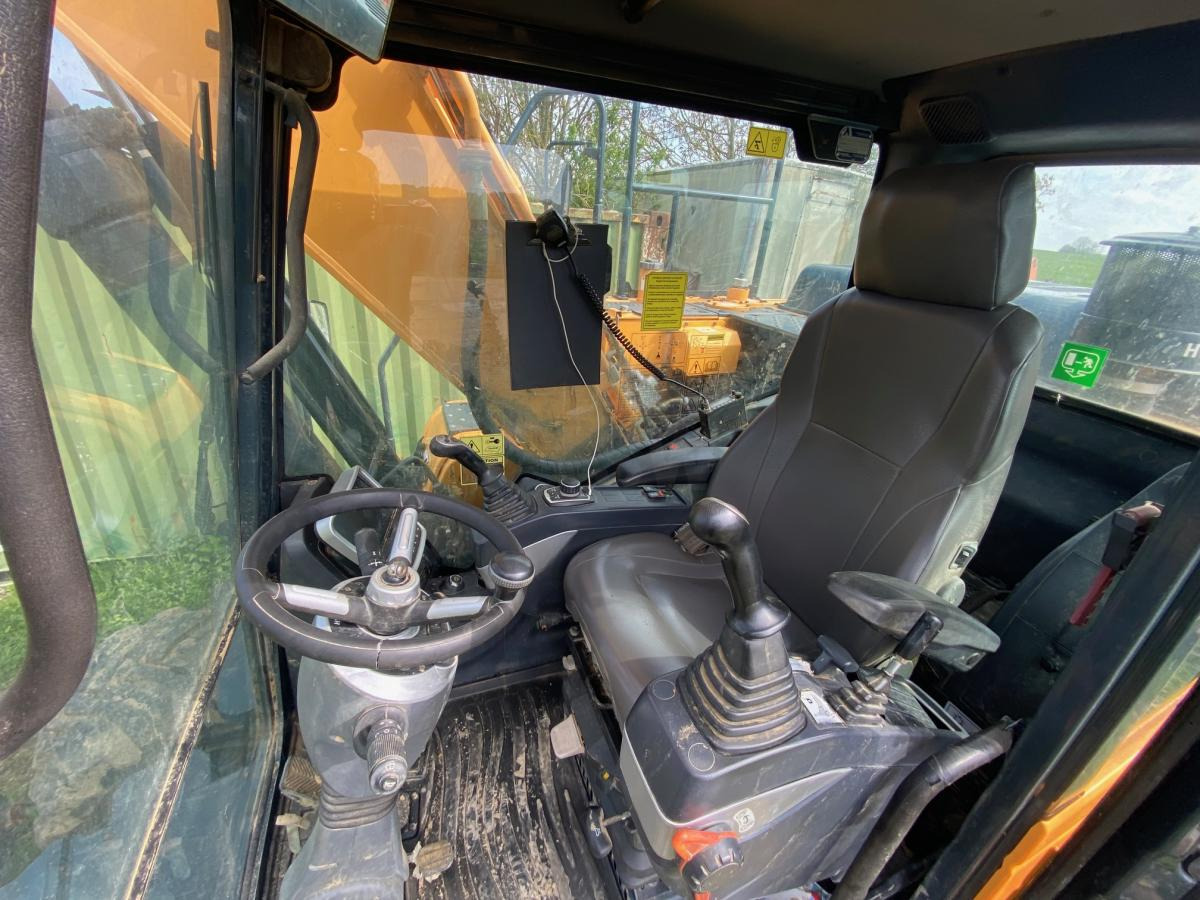 Hyundai HW 210 - Escavadeira de rodas: foto 4 Hyundai HW 210 - Escavadeira de rodas: foto 4