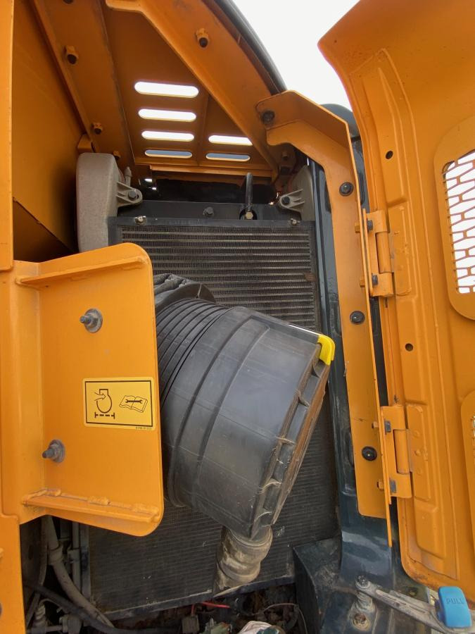 Escavadora de rastos Hyundai HX 145LCR: foto 13
