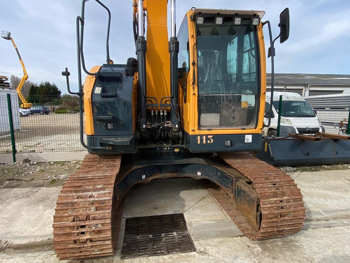 Escavadora de rastos Hyundai HX 145LCR: foto 6