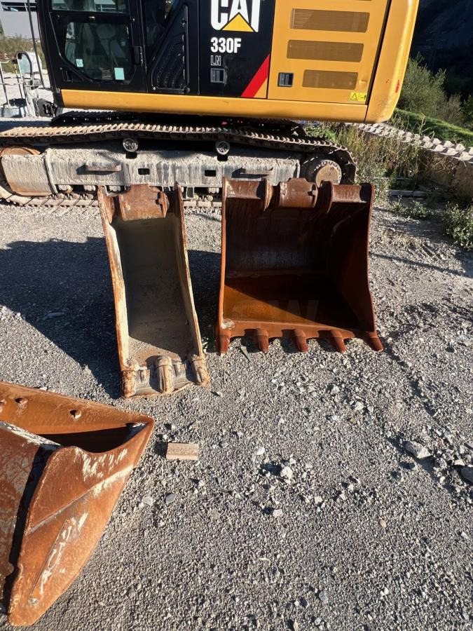 KATO HD 514MR-7 - Escavadora de rastos: foto 5 KATO HD 514MR-7 - Escavadora de rastos: foto 5