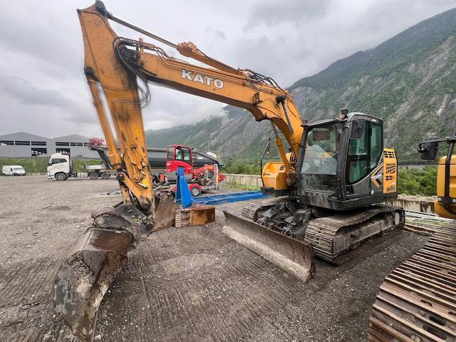 KATO HD 514MR-7 - Escavadora de rastos: foto 1 KATO HD 514MR-7 - Escavadora de rastos: foto 1