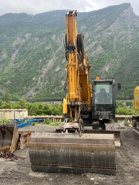 KATO HD 514MR-7 - Escavadora de rastos: foto 4 KATO HD 514MR-7 - Escavadora de rastos: foto 4