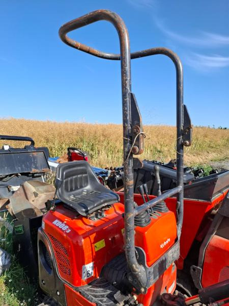 Kubota K 008-3 - Mini escavadeira: foto 3 Kubota K 008-3 - Mini escavadeira: foto 3