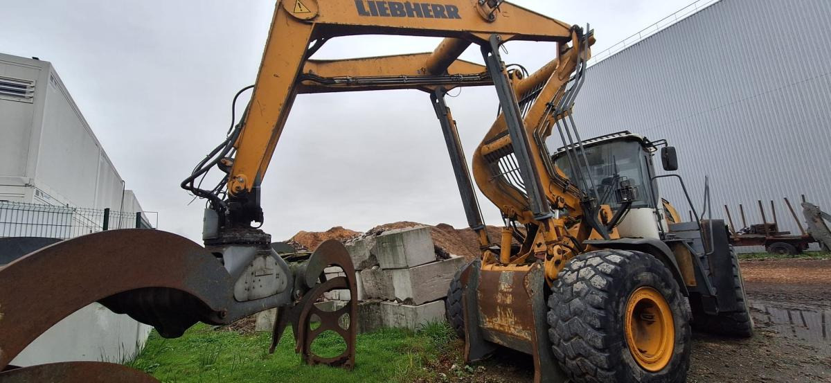 Liebherr L580 - Pá carregadora de rodas: foto 1 Liebherr L580 - Pá carregadora de rodas: foto 1
