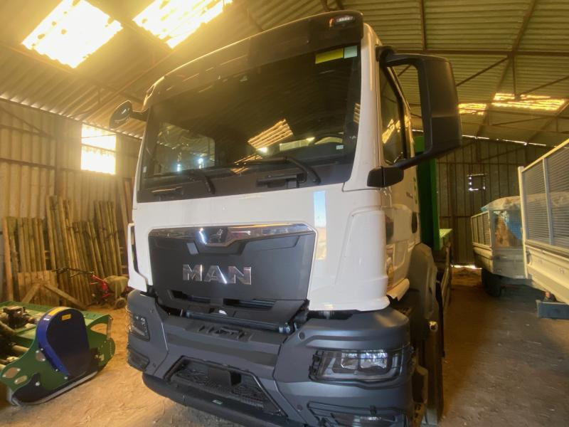 MAN TGS 26.440 - Camião polibenne: foto 4 MAN TGS 26.440 - Camião polibenne: foto 4