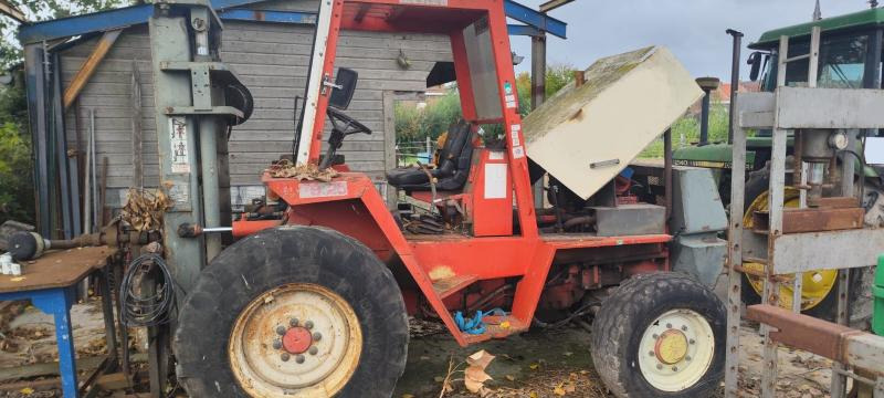 Manitou 4 RM25 - Empilhadeira a diesel: foto 1 Manitou 4 RM25 - Empilhadeira a diesel: foto 1