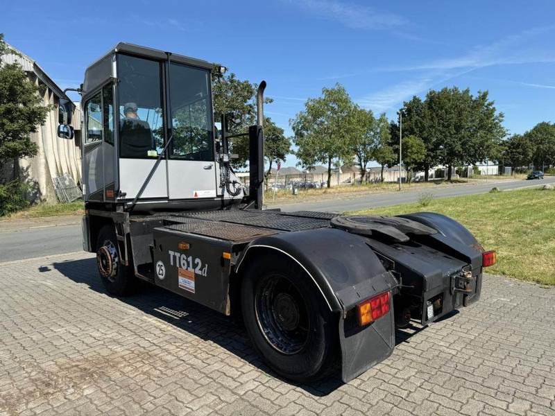 Kalmar TT612D - Tractor de terminal: foto 3 Kalmar TT612D - Tractor de terminal: foto 3