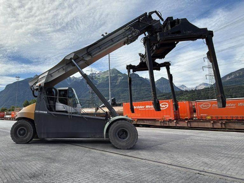 Liebherr LRS545 Intermodal - Reachstacker porta contentores: foto 3 Liebherr LRS545 Intermodal - Reachstacker porta contentores: foto 3