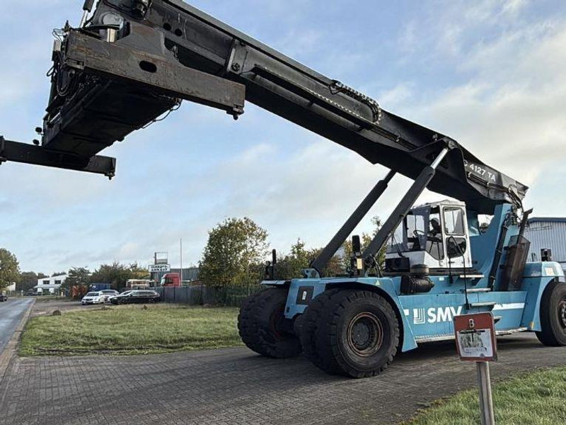 SMV SC4127TA5 - Reachstacker porta contentores: foto 2 SMV SC4127TA5 - Reachstacker porta contentores: foto 2