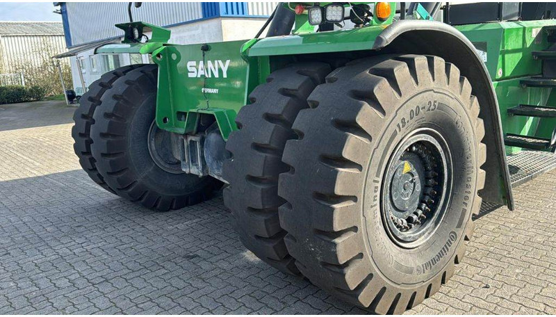 Sany SRSC4531G - Reachstacker porta contentores: foto 5 Sany SRSC4531G - Reachstacker porta contentores: foto 5