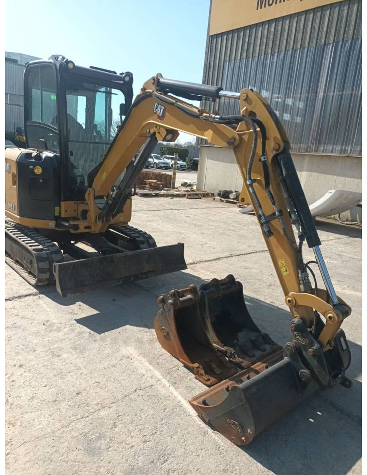CAT 302.7 - Escavadora de rastos: foto 1 CAT 302.7 - Escavadora de rastos: foto 1
