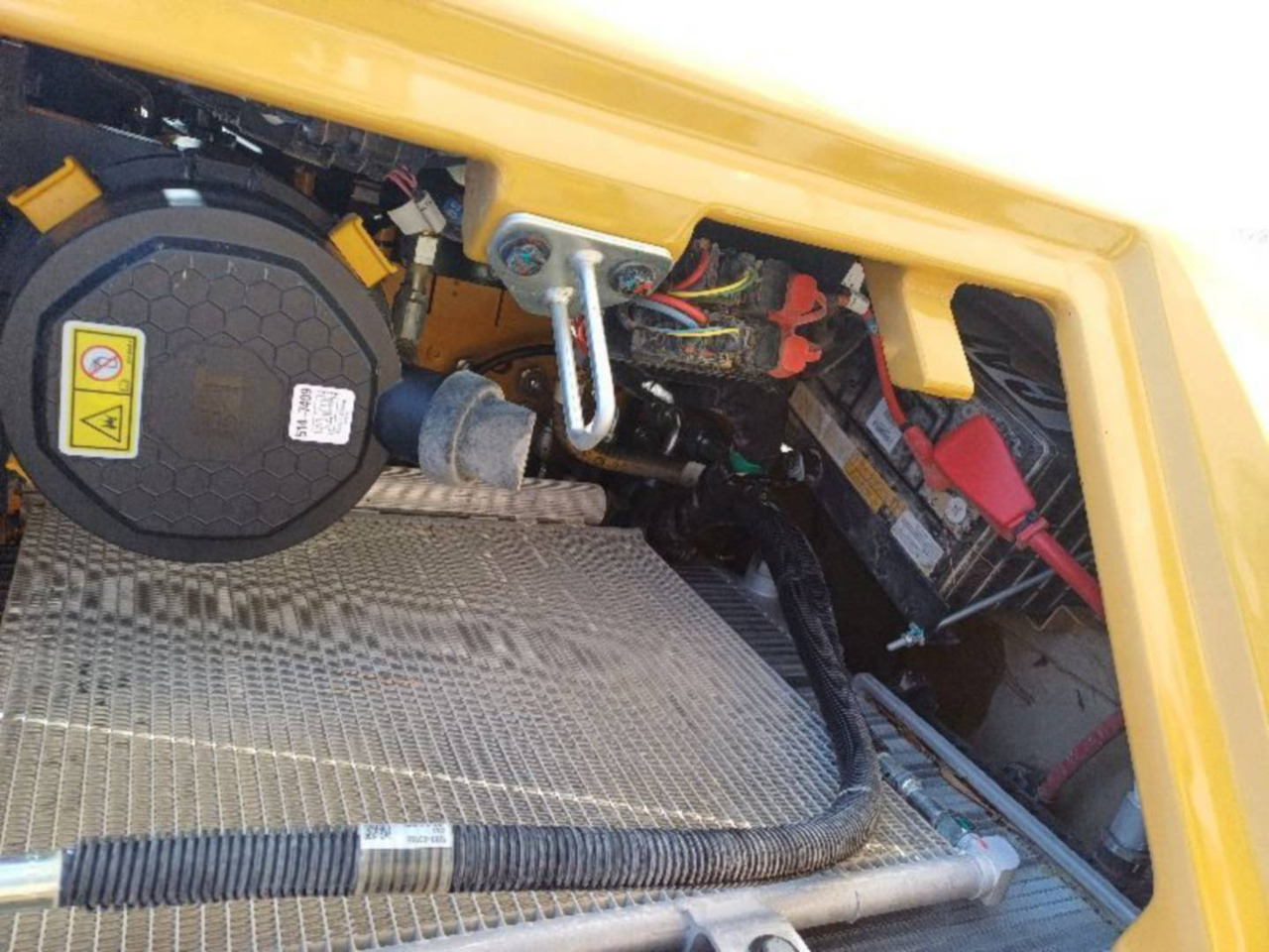 Escavadora de rastos CAT 306 CR: foto 17