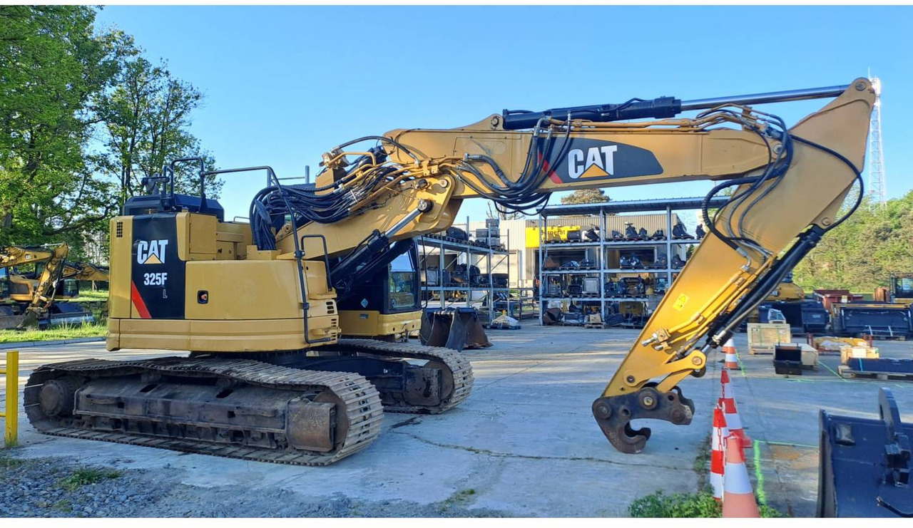 CAT 325F CR - Escavadora de rastos: foto 1 CAT 325F CR - Escavadora de rastos: foto 1