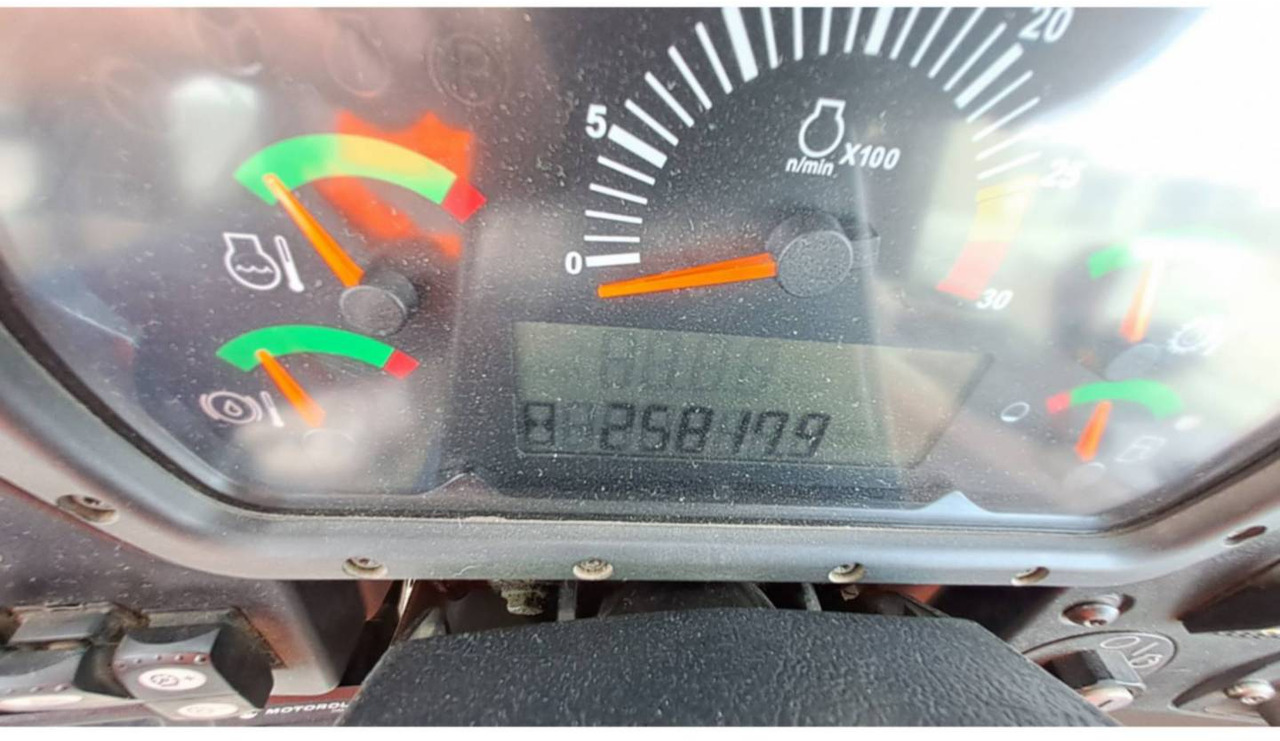 CAT 777F - Caminhão fora de estrada: foto 5 CAT 777F - Caminhão fora de estrada: foto 5