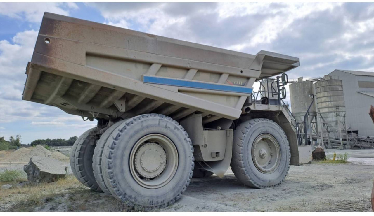 CAT 777F - Caminhão fora de estrada: foto 3 CAT 777F - Caminhão fora de estrada: foto 3