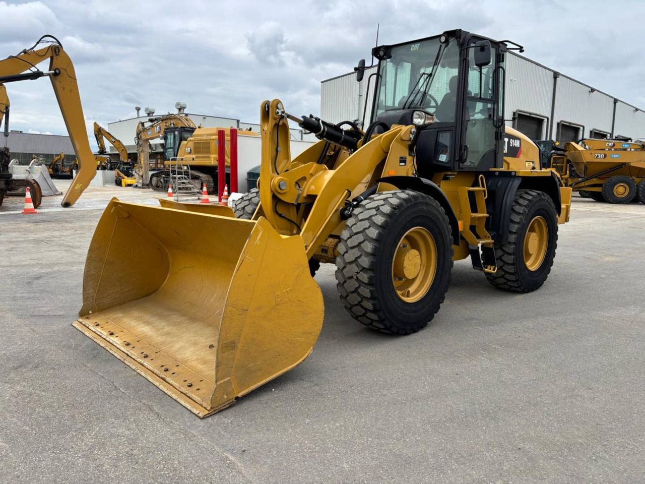 CAT 914M - Pá carregadora de rodas: foto 2 CAT 914M - Pá carregadora de rodas: foto 2