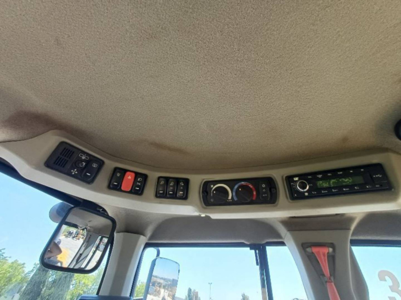 Pá carregadora de rodas CAT 938M: foto 20