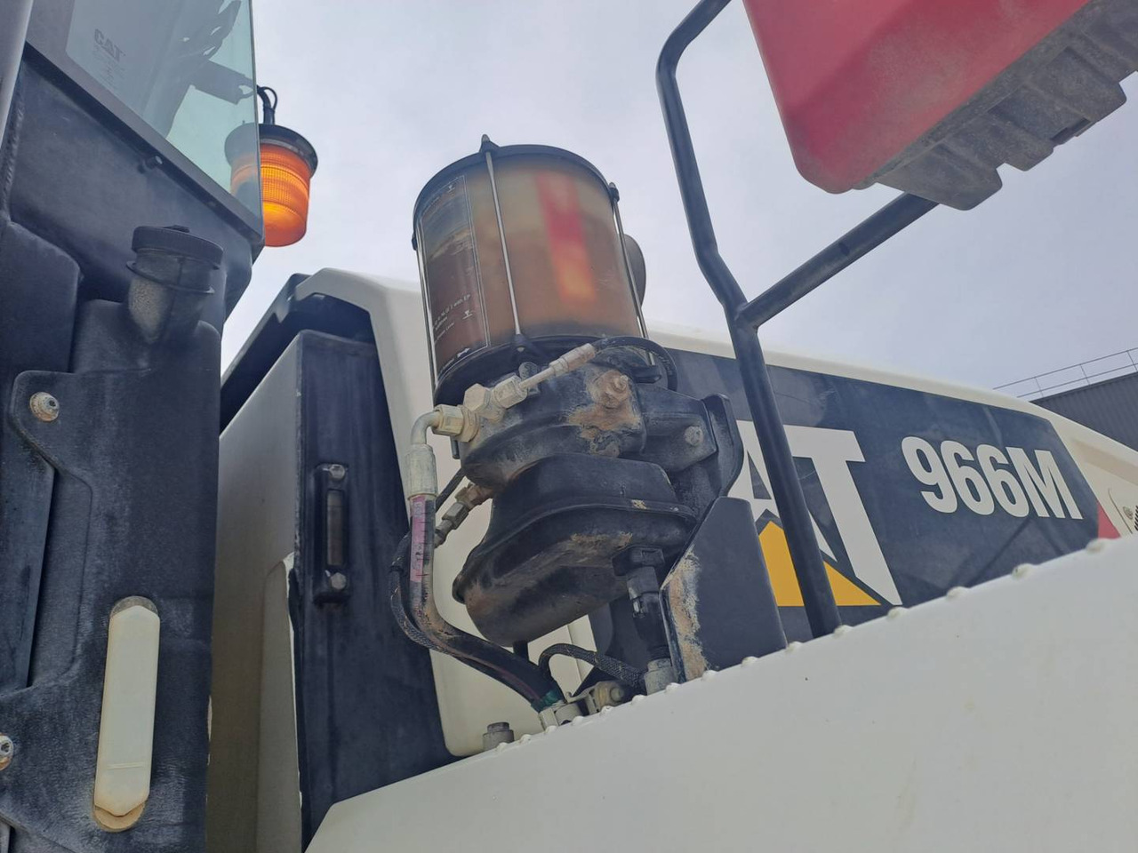 Pá carregadora de rodas CAT 966M: foto 16