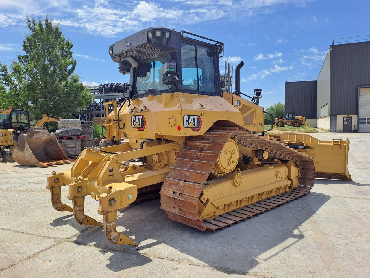 Buldôzer CAT D5: foto 8