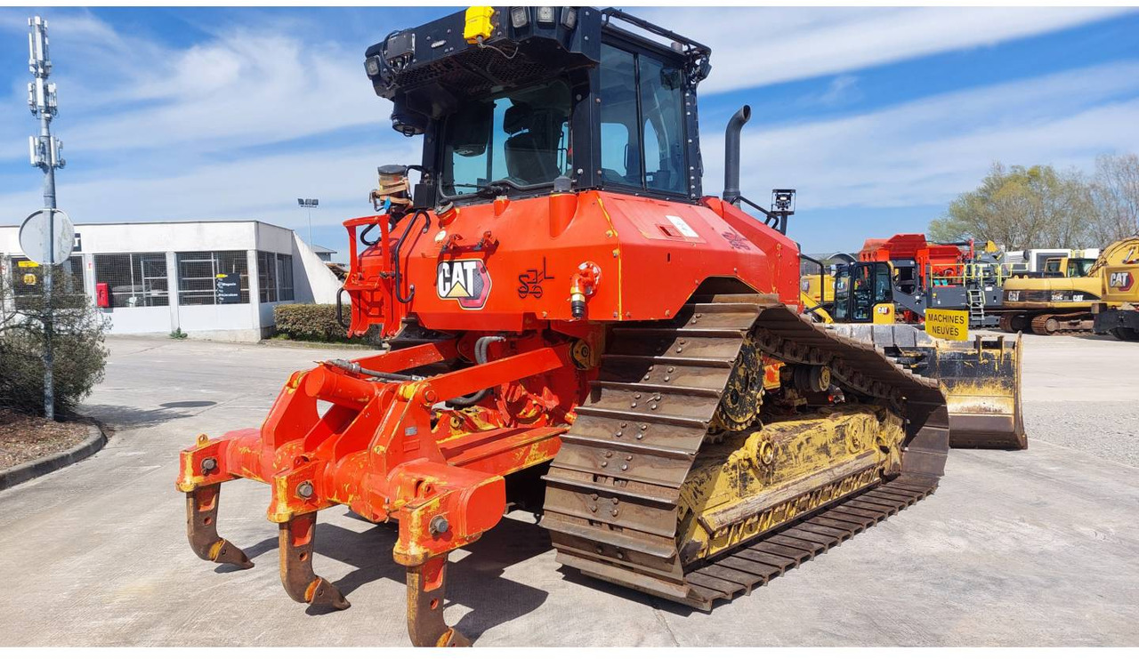 CAT D5 - Buldôzer: foto 3 CAT D5 - Buldôzer: foto 3