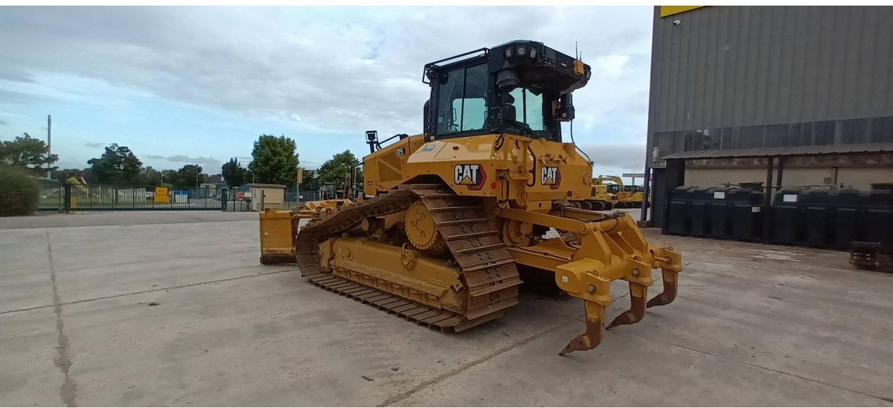 CAT D5 - Buldôzer: foto 4 CAT D5 - Buldôzer: foto 4