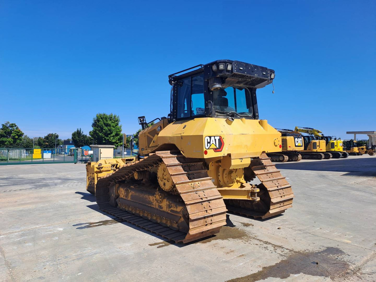 CAT D5 - Buldôzer: foto 4 CAT D5 - Buldôzer: foto 4