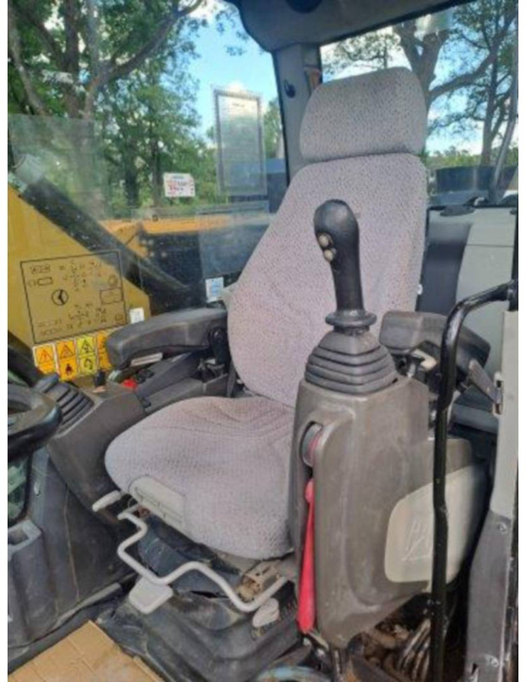 Escavadeira de rodas CAT M315F IVC: foto 18
