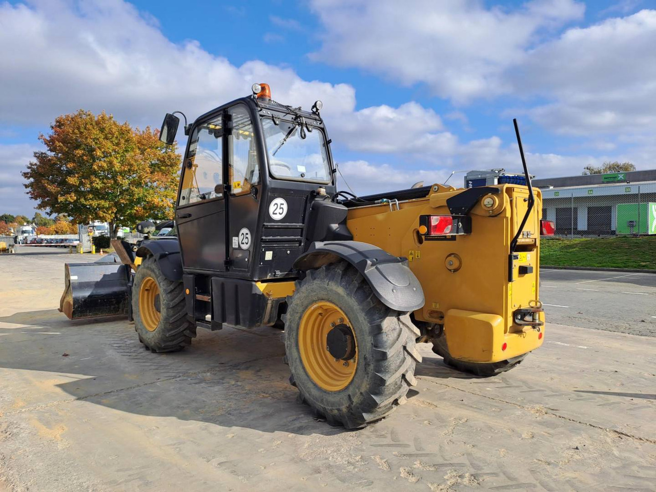 CAT TH314D - Empilhador telescópico: foto 4 CAT TH314D - Empilhador telescópico: foto 4