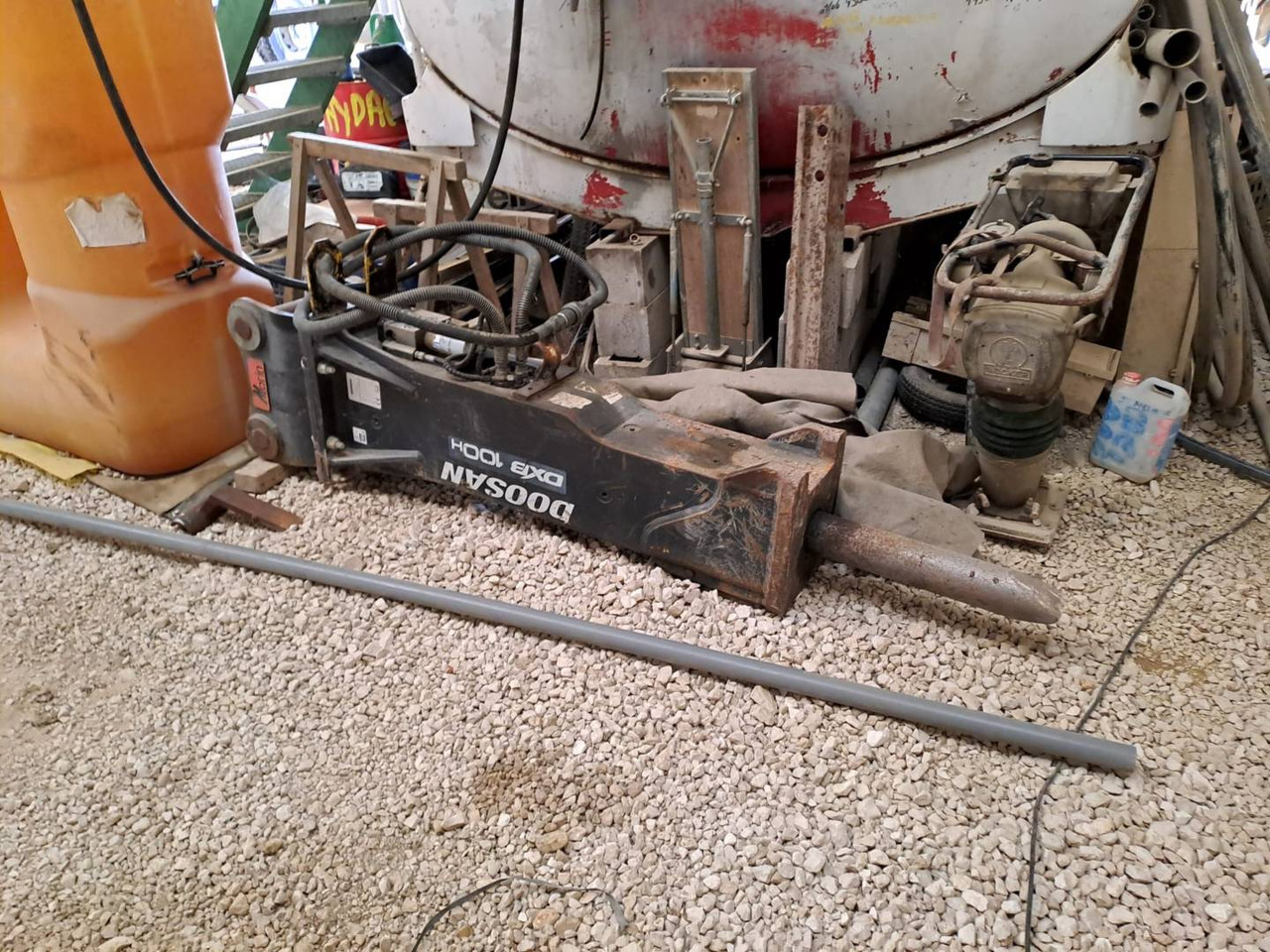 Martelo hidráulico por Máquina de construção DOOSAN INFRACORE AMERICA CORP. BRH/DXB100/DOOSAN/10T/17T: foto 1