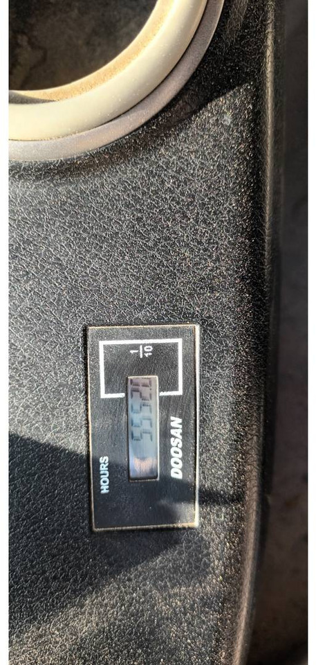 DOOSAN INFRACORE AMERICA CORP. DL300.5 - Pá carregadora de rodas: foto 5 DOOSAN INFRACORE AMERICA CORP. DL300.5 - Pá carregadora de rodas: foto 5