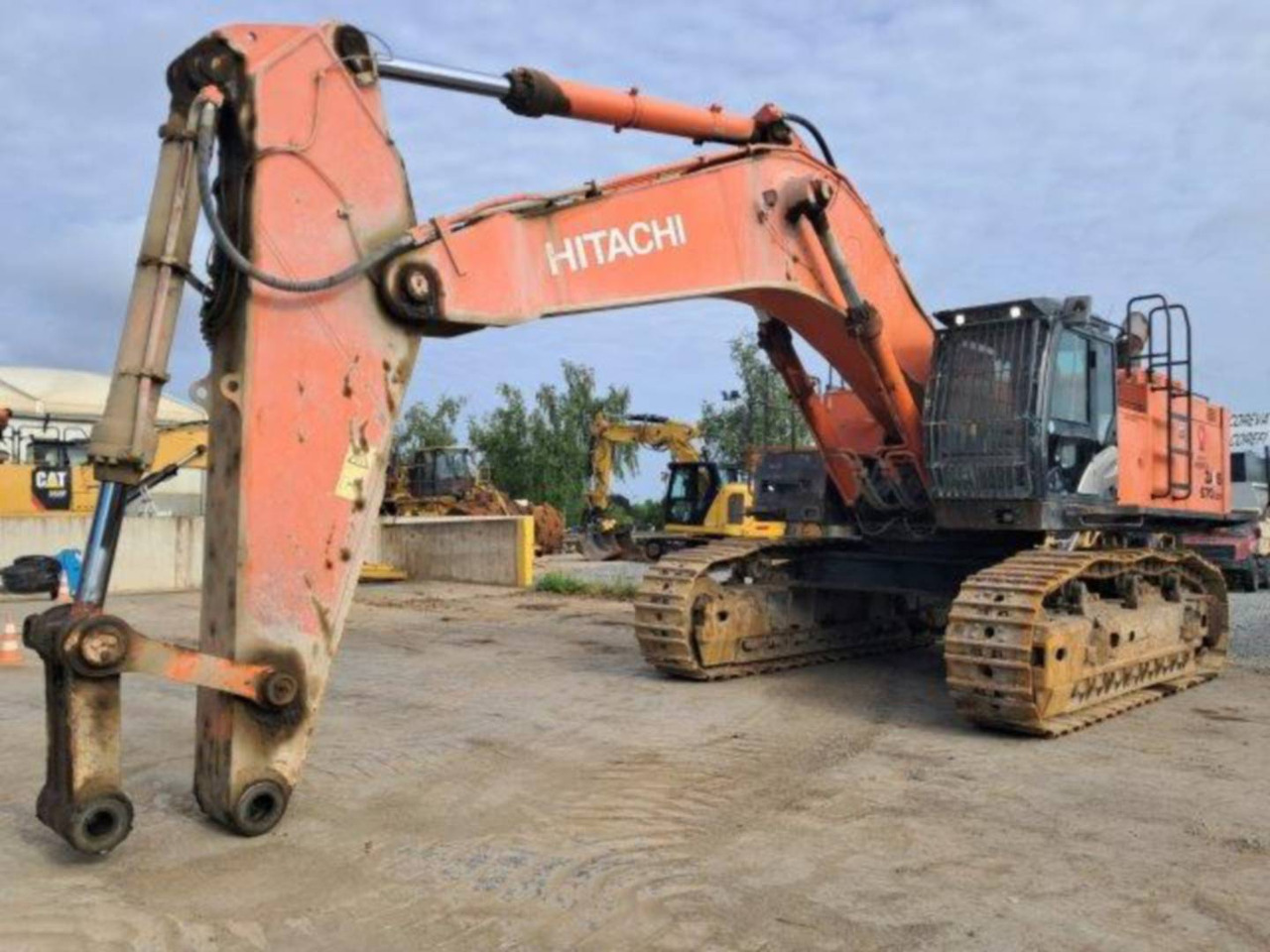 HITACHI ZX 670 45 - Escavadora de rastos: foto 1 HITACHI ZX 670 45 - Escavadora de rastos: foto 1